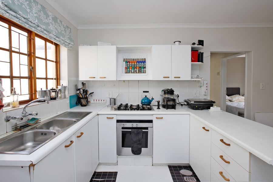 3 Bedroom Property for Sale in Fish Hoek Western Cape